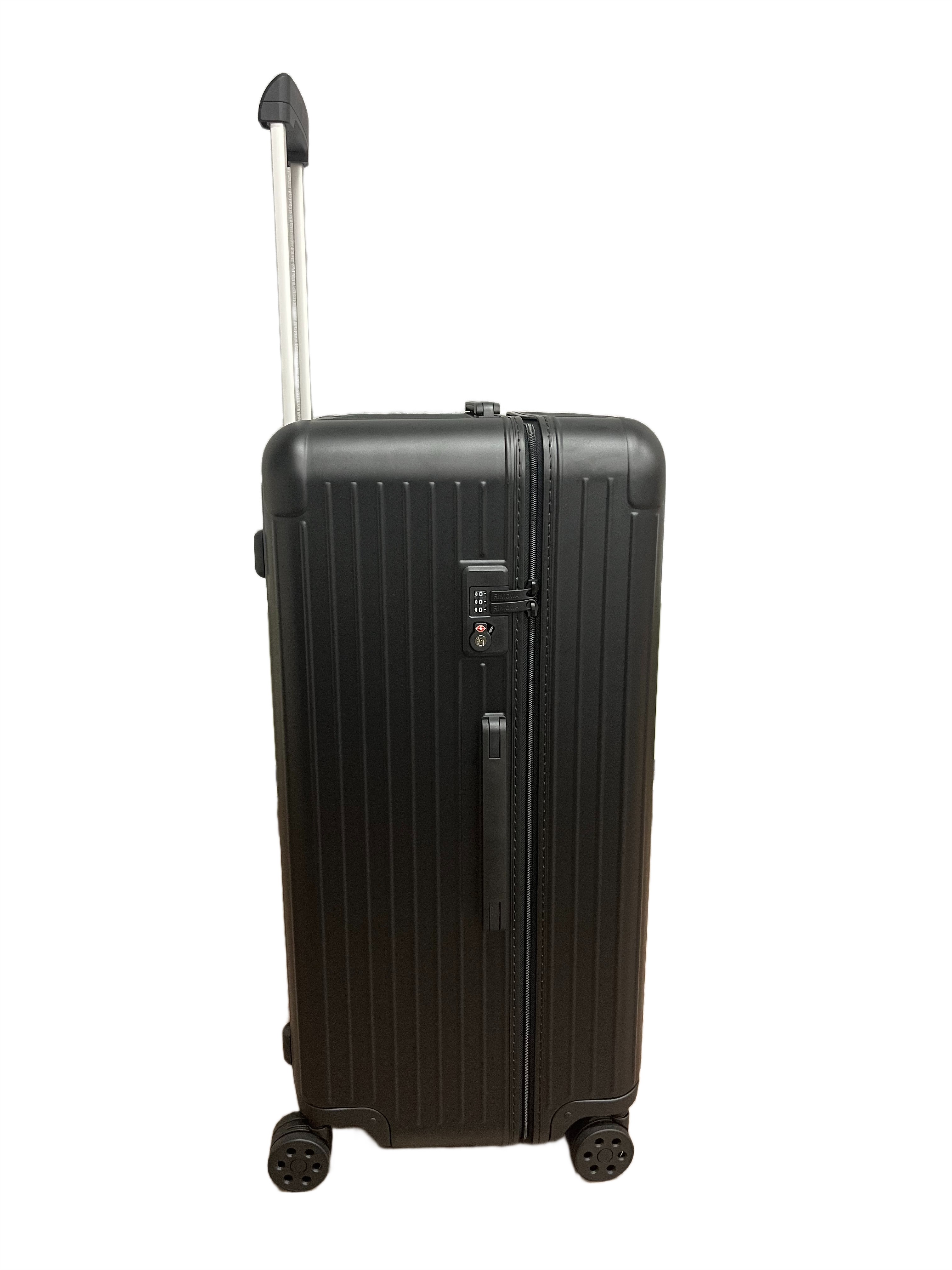 RIMOWA リモワ Essential Trunk Plus 差し支え White101 